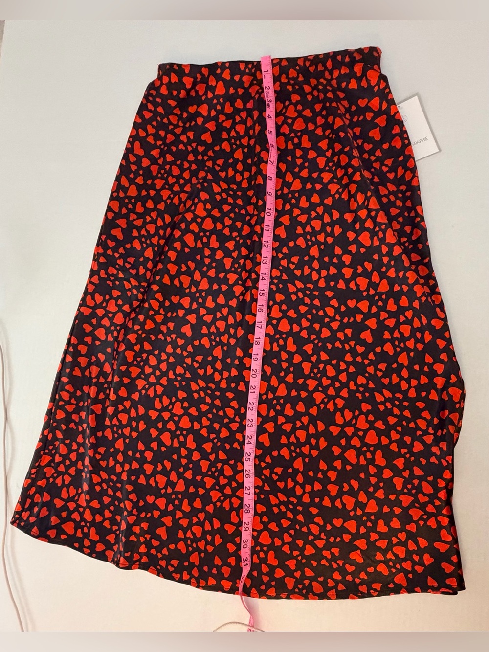 Calligraphie Red Heart Satin Print Midi Skirt Size Small - Picture 6 of 9